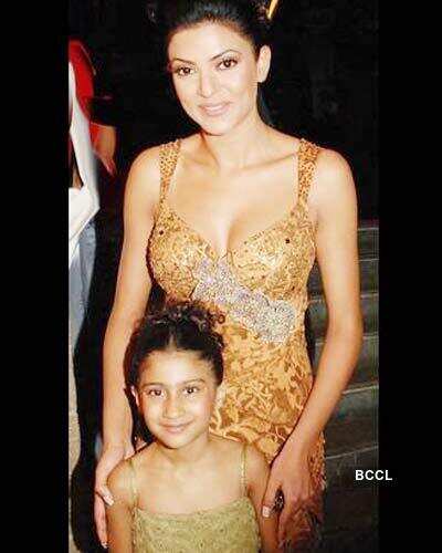 Sushmita with daughter