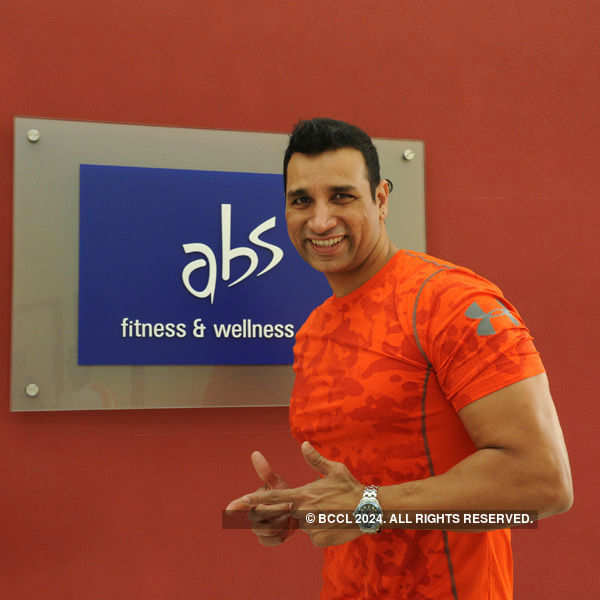 Abhimanyu launches Abs Fitness and Wellness Club