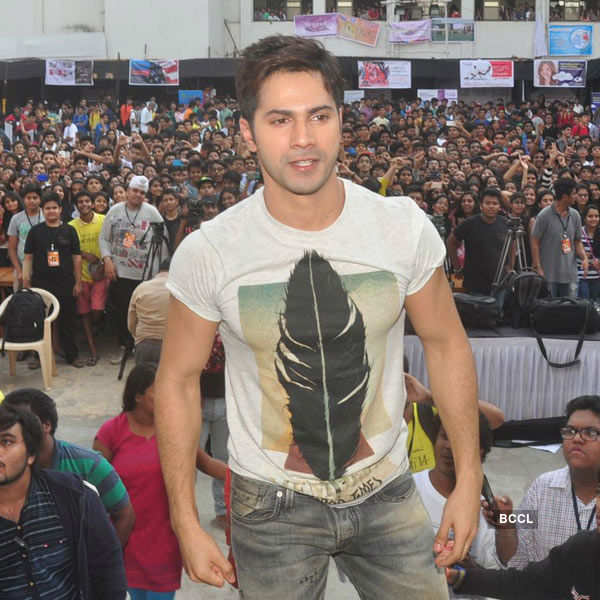 Varun promotes Badlapur