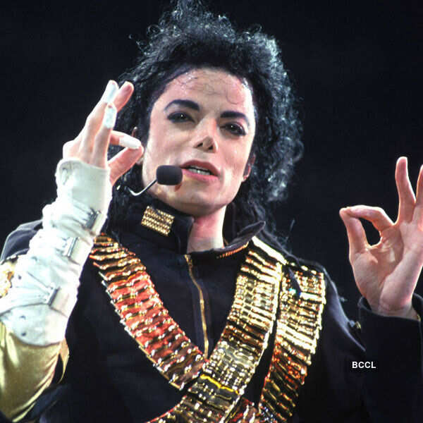 Celebs who died in bathroom