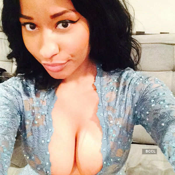 Hottest Celebrity 'Selfies'