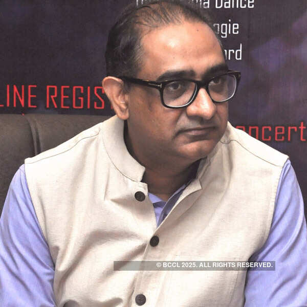 Born 2 Dance @ Cafe Ground Zero