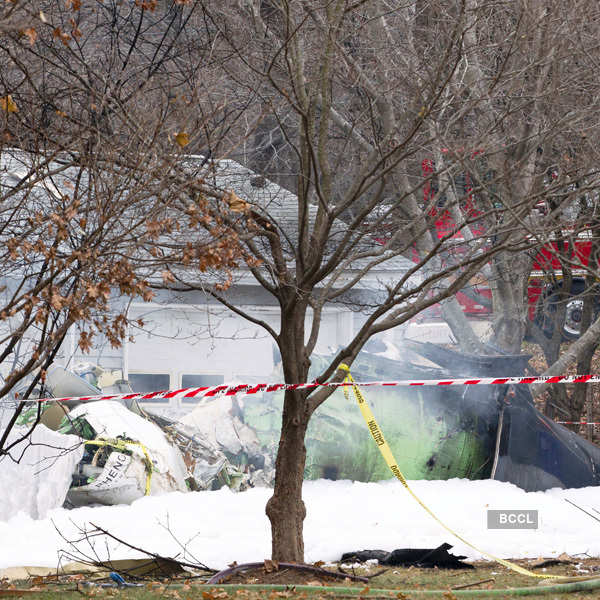 6 dead after plane crashes into Maryland home