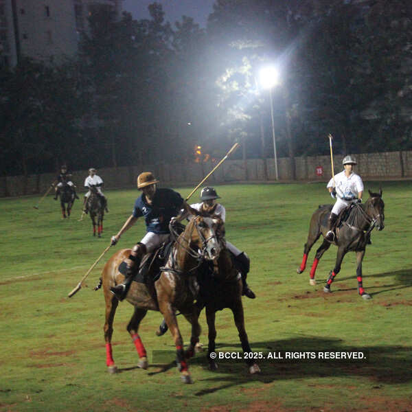 Polo match in the city