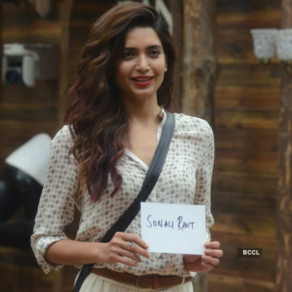 Bigg Boss 8: Sneak Peek