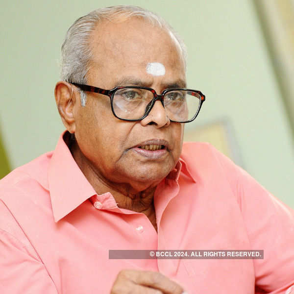 Tamil director K Balachander dies