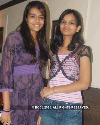 'Truth or Dare' party