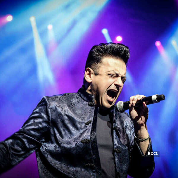 Adnan performs at Mood Indigo fest.