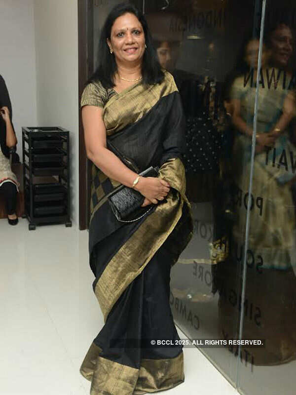 Launching party of Essensuals salon