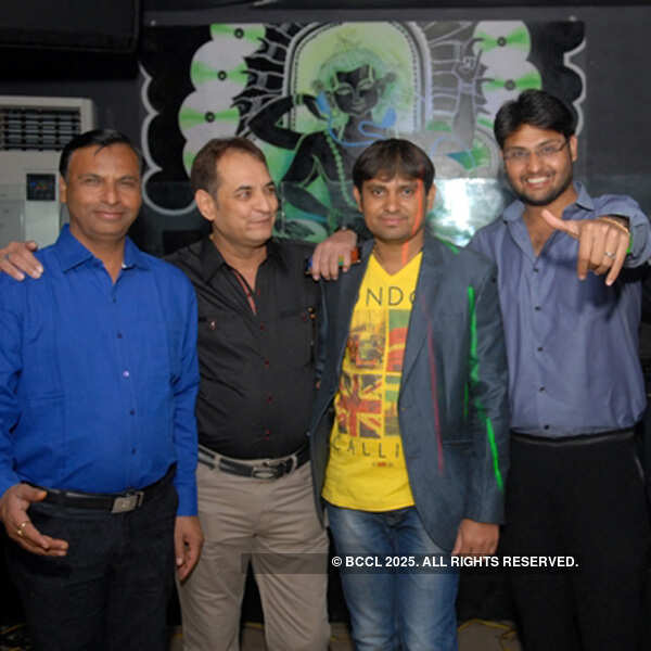 Surprise birthday bash for Poonam Bhamra