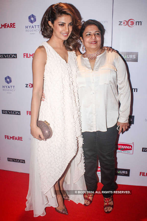 60th Britannia Filmfare pre-awards party: Red carpet