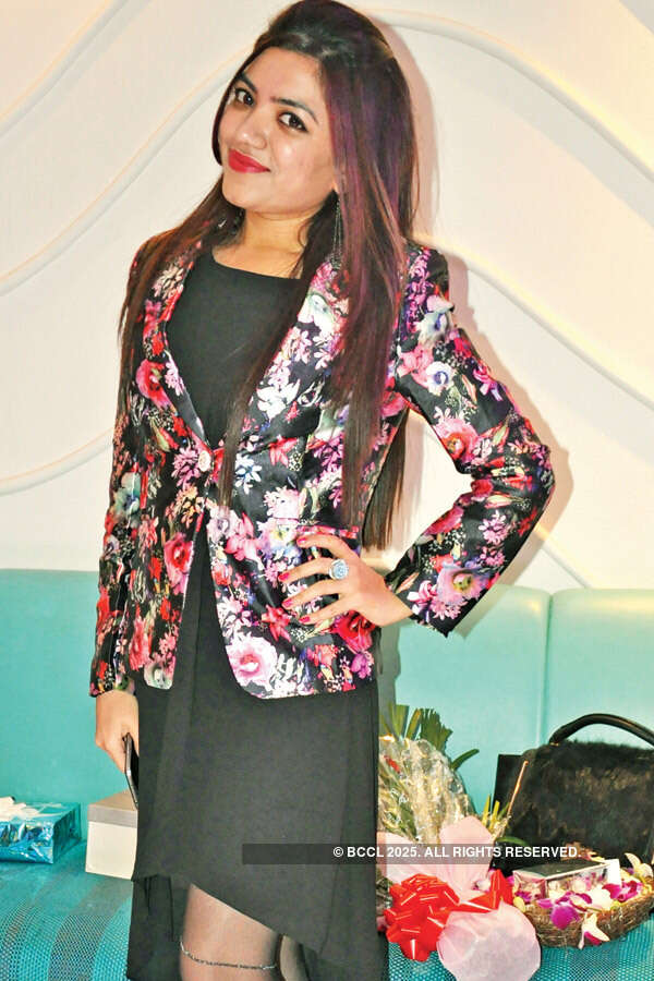 Komal Kapoor&rsquo;s birthday party