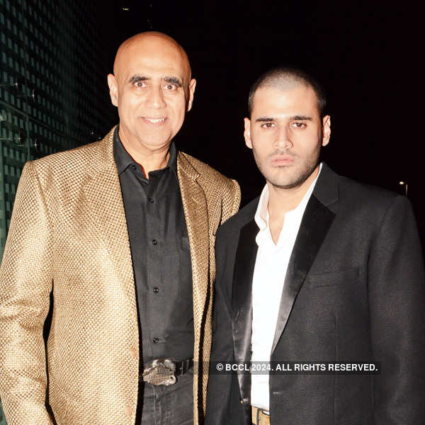 Vindu Dara Singh hosts a party for Gautam Gulati