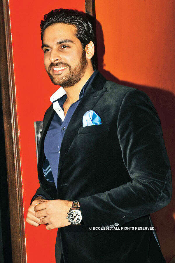 Shrom and Akshay host a party