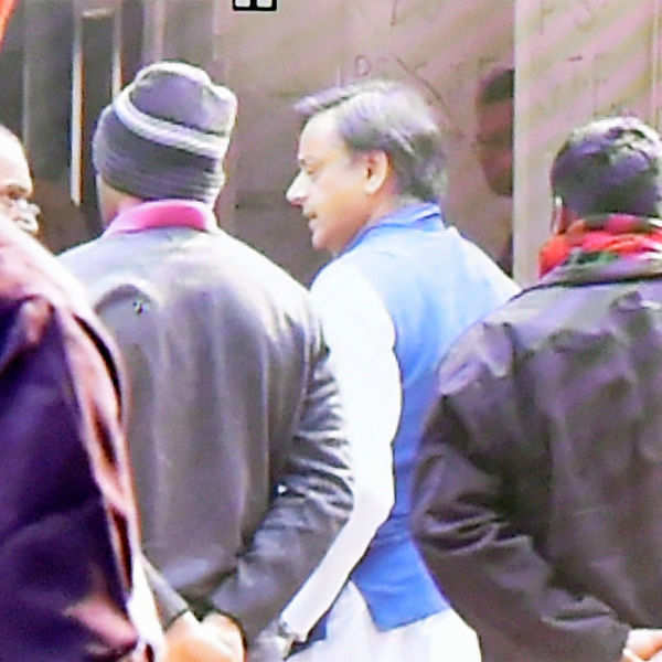Sunanda Pushkar case: Tharoor appears before SIT