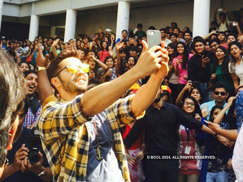 Varun Dhawan's selfie moment with students