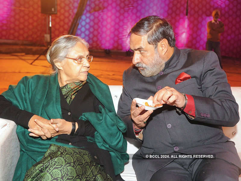 Amrita Dhawan and Bhushan Penchalwar tie the knot