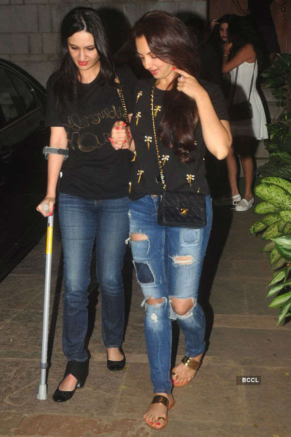 Celebs @ Zoya's b'day party