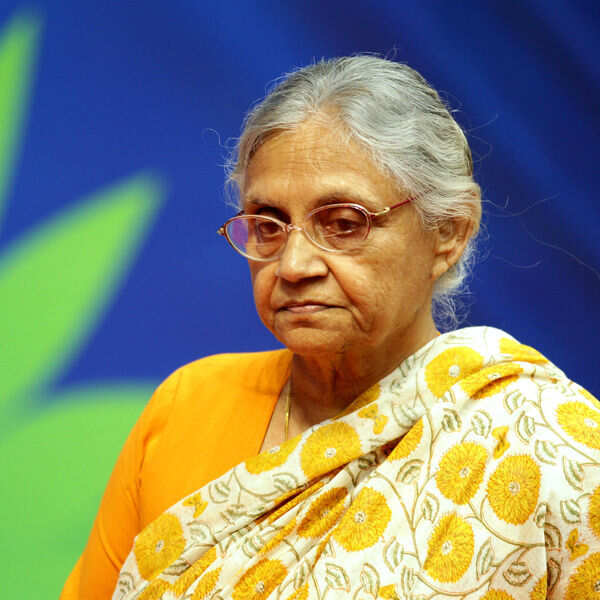 AAP 'encouraging theft' in Delhi: Sheila Dikshit