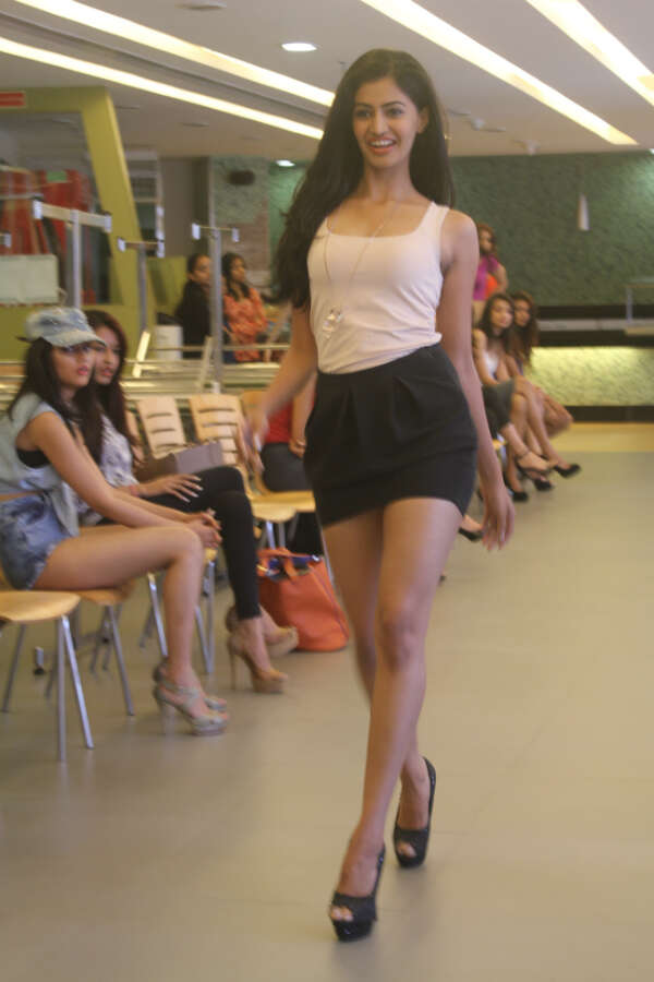 Campus Princess finalists train with ramp walk expert Alesia Raut
