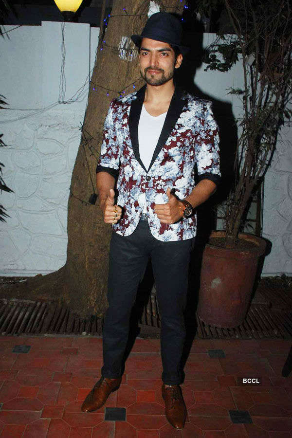 Gurmeet Choudhary's b'day party