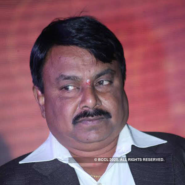 Deepa Gowda at Last Bus press meet in Bengaluru