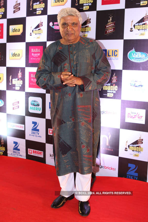 Mirchi Awards '15 - Red Carpet