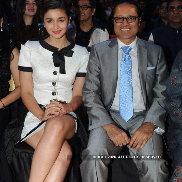 Awards & Performances