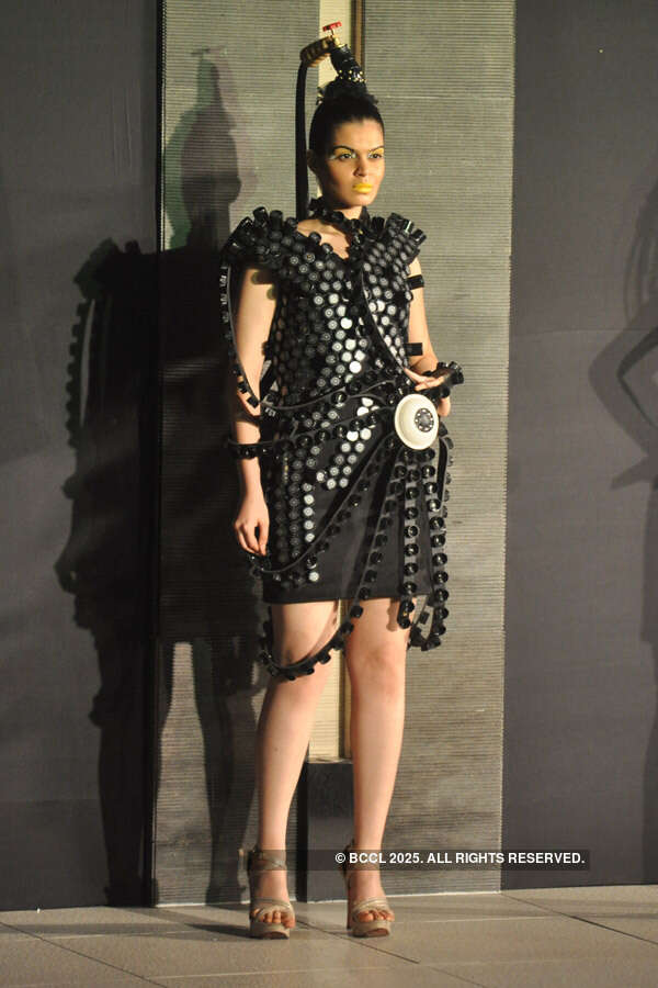 Kalki Koechlin walks the ramp