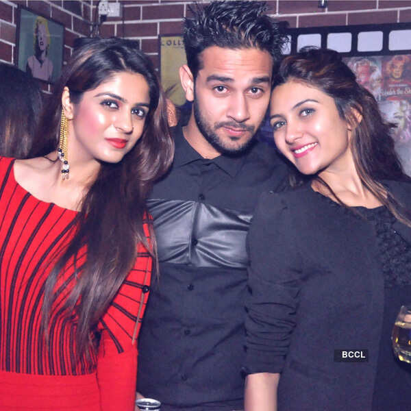 Nitin Chawla's Bollywood theme party