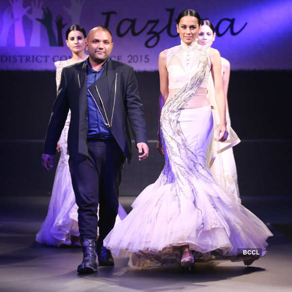 Fashion show: Jazbaa