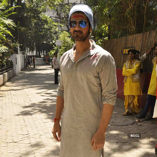 Celebs at Shabana Azmi's holi party