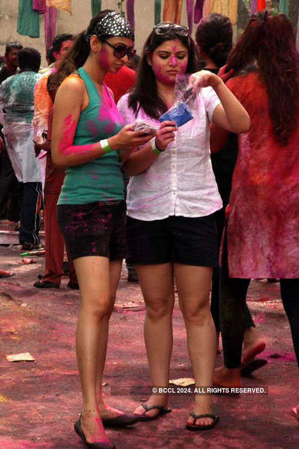 Bengaluru gets colourful on Holi