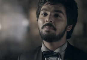 Yen Intha Paarvaigal: Rajathandhiram