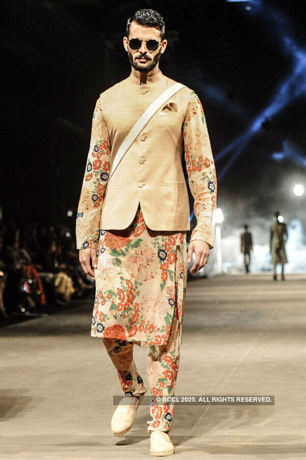 LFW '15: Day 1: Sabyasachi Mukherjee