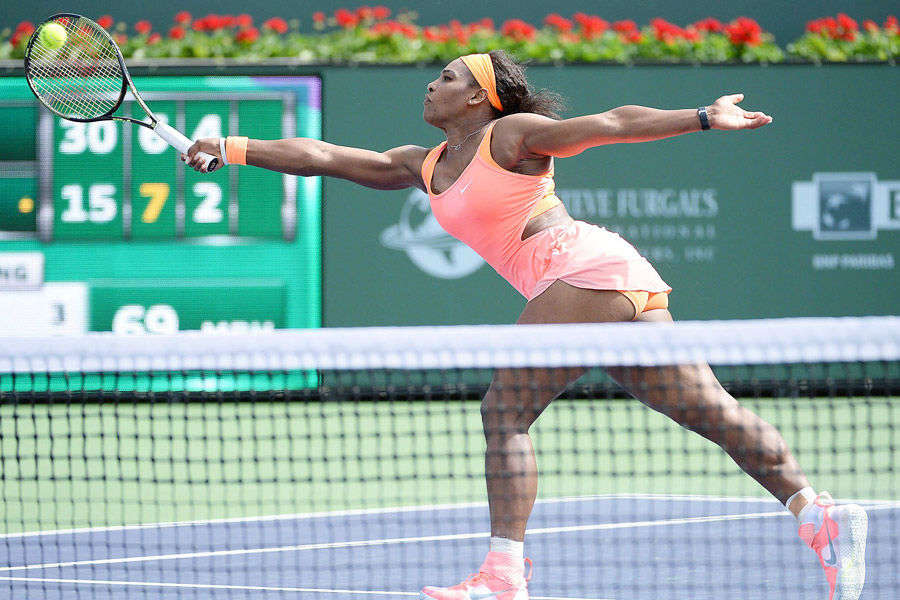 Serena Williams battles past Sloane Stephens