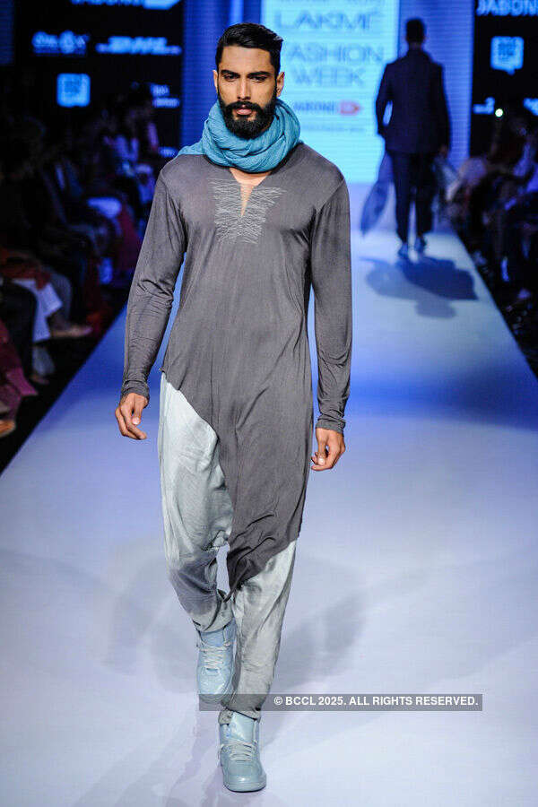 LFW '15: Day 3: Antar Agni