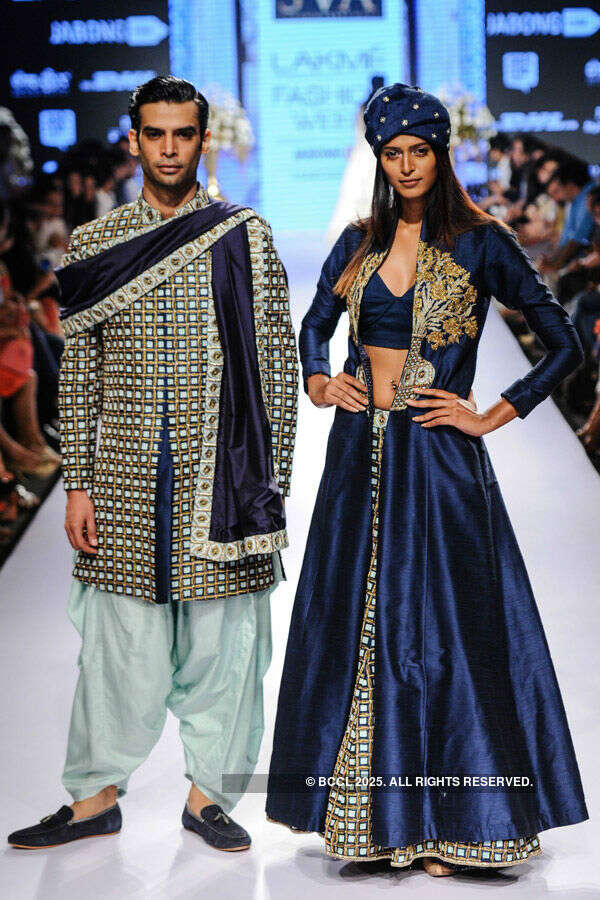 LFW '15: Day 4: Sonam & Paras Modi