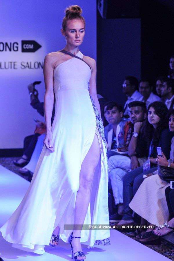 LFW '15: Day 5: Urvashi Joneja