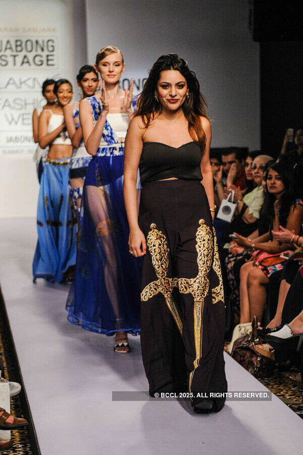 LFW '15: Day 6: Farah Sanjana