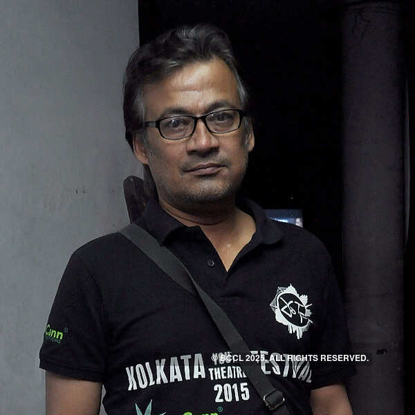 Celebs enjoy play in Kolkata