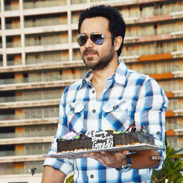 Emraan celebrates b'day with media