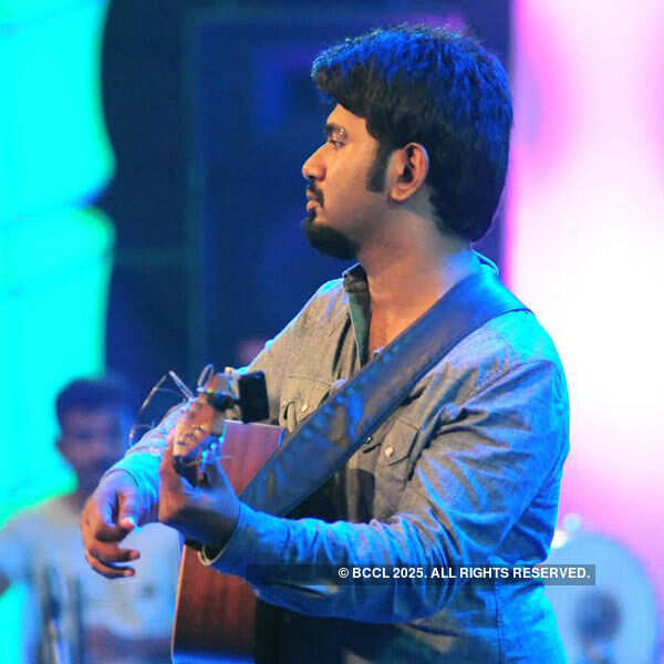 Neha Nair performs @ PRS College