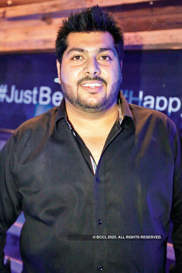 City grooves to percussion beats