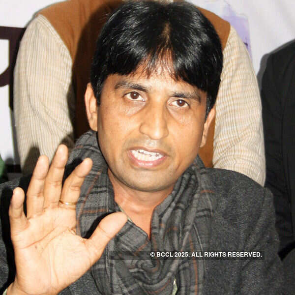 Yogendra, Prashant should quit AAP: Kumar Vishwas