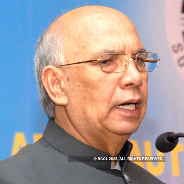 Sonia in grip of sycophants: HR Bhardwaj