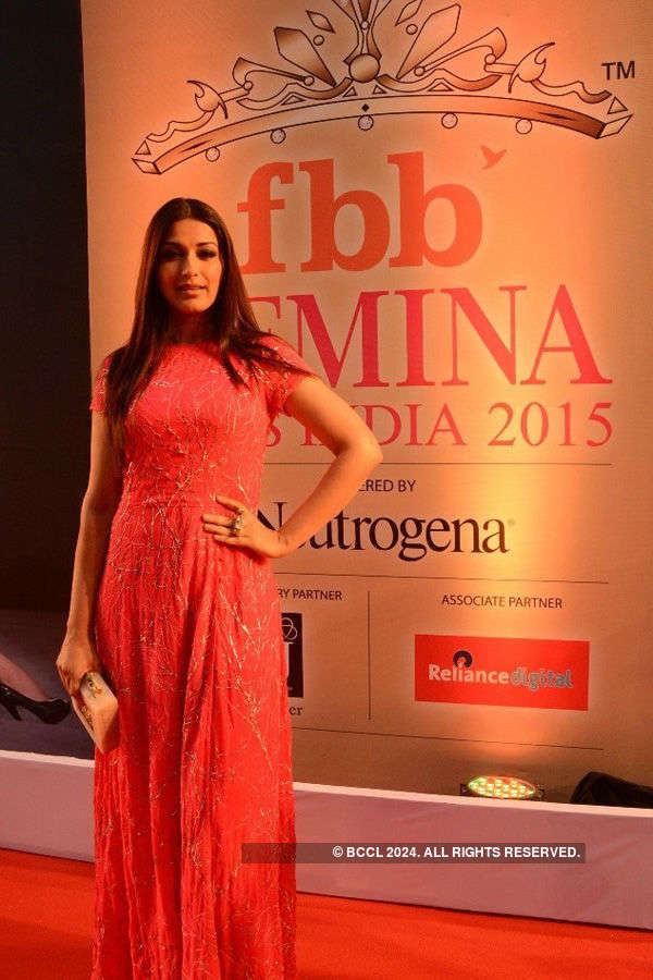 fbb Femina Miss India 2015: Red Carpet