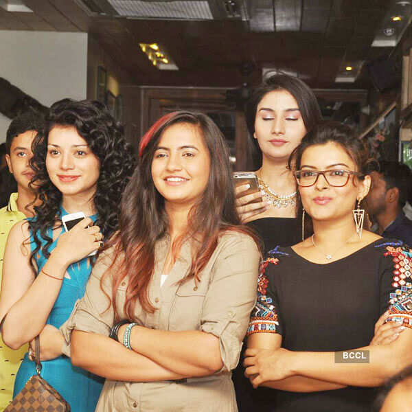Dilli Wali Thakur Girls: Preview