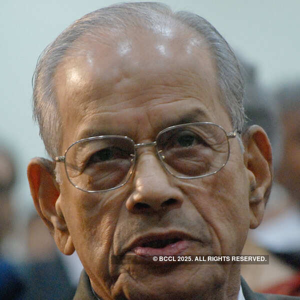 Cartels loot railways of Rs 10,000 crore a year: E Sreedharan