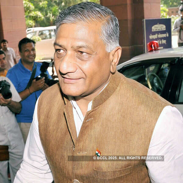 VK Singh in new row, calls media presstitutes
